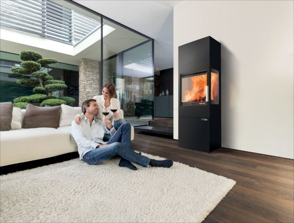 HAAS+SOHN SALZBURG EASY krbové kachle 2,4-7,3kW, 3 stranné sklo, úložisko dreva, čierna