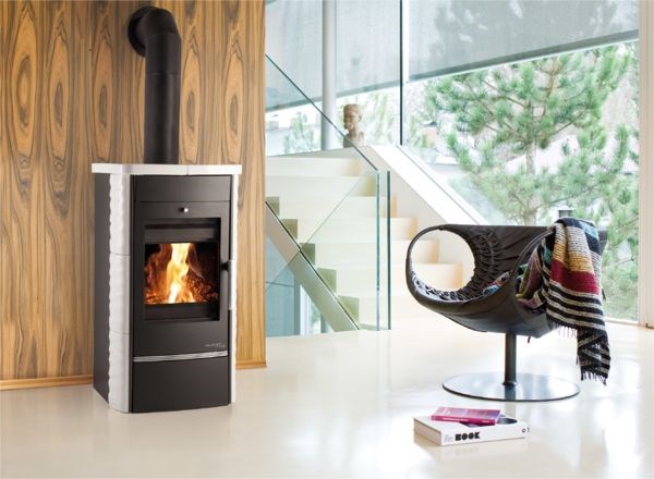 HAAS+SOHN ALYTUS II kachľové pece 3,3 -10,2kW, s výmenníkom, antracit/biela