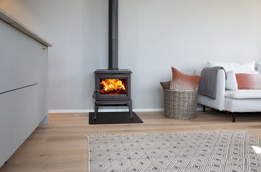 JOTUL F 100 ECO.2 LL SE krbové kachle 4,9kW, čierna