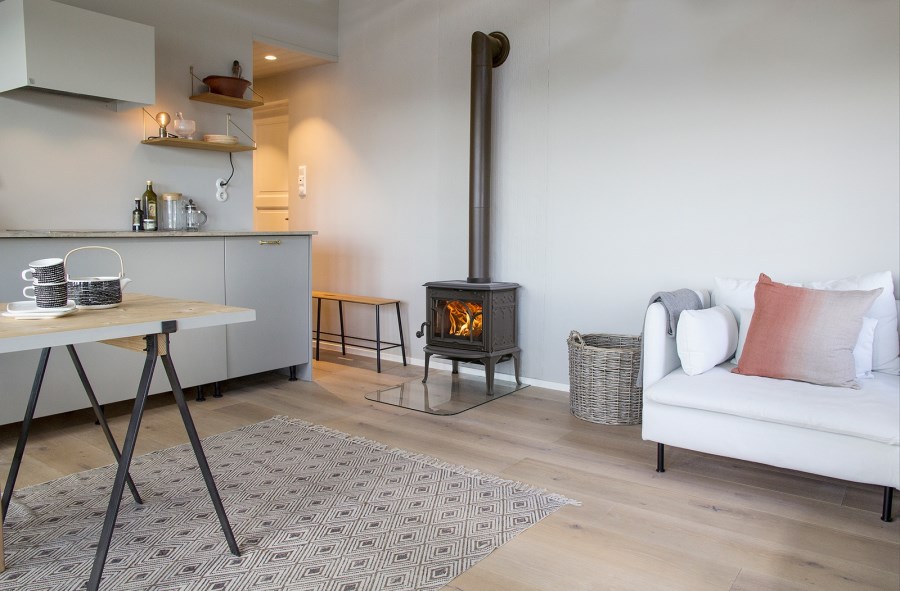JOTUL F 100 ECO.2 LL krbové kachle 4,9kW, čierna