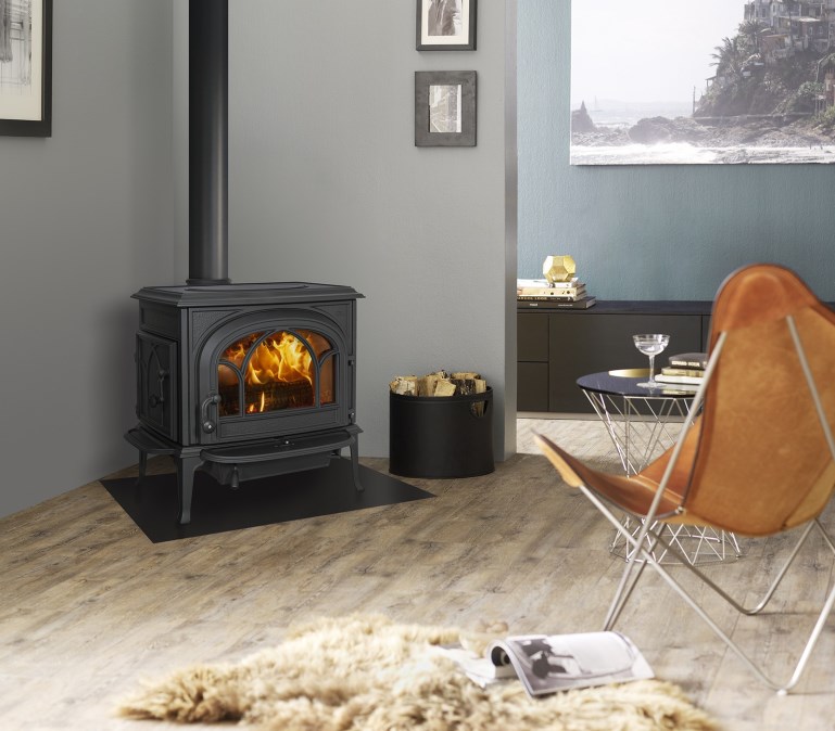 JOTUL F 500 ECO BP krbové kachle 8,8kW, s ozdobnými priečkami, čierny lak