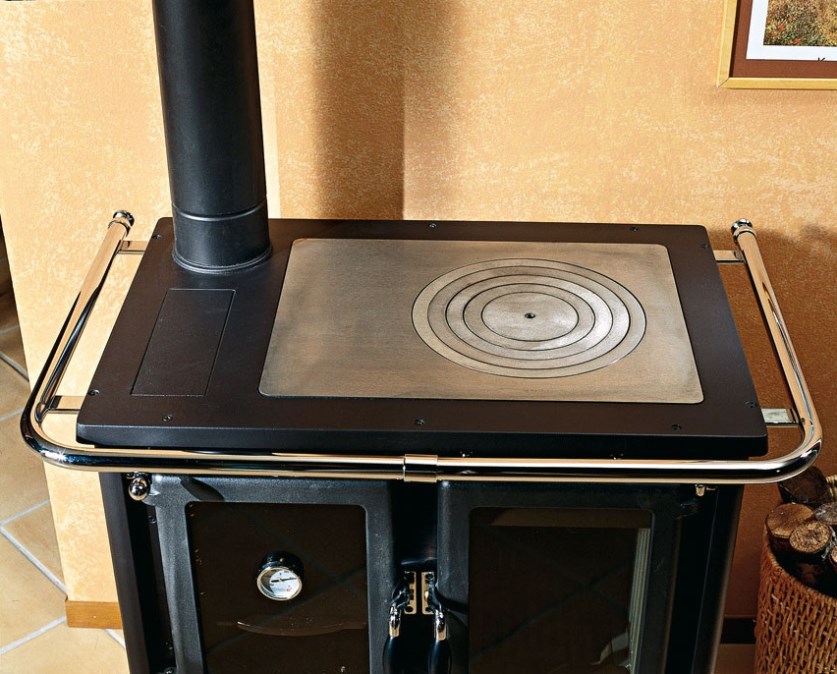 NORDICA ROSETTA SINISTRA BII sporák na tuhé palivá 7,3kW, ľavý, liberty pergamena