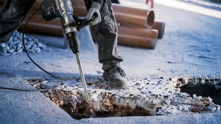 BOSCH PRE SDS MAX-5C špicatý sekáč 400 mm, SDS-MAX, samoostriaci, do betónu