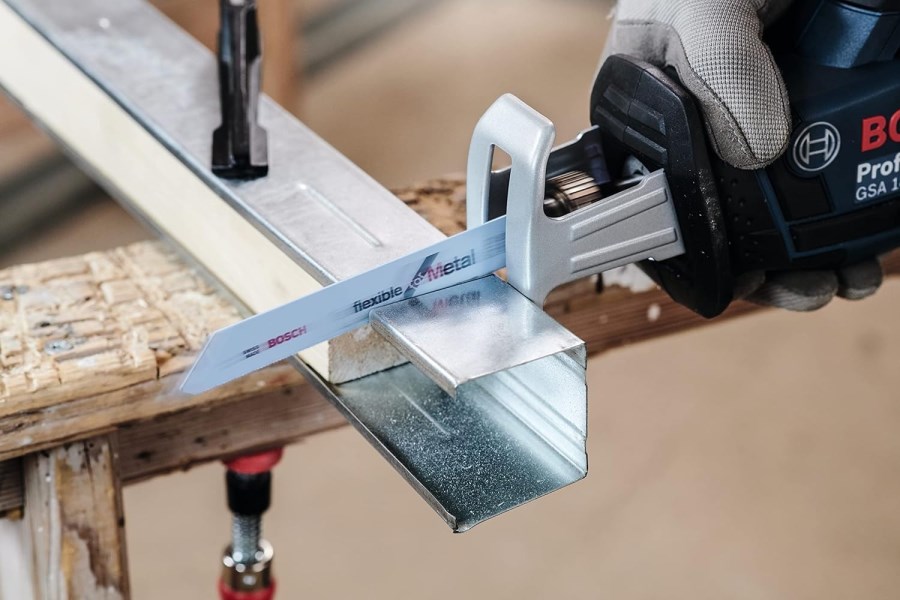 BOSCH FLEXIBLE FOR METAL pílový list 300 mm, 1,4 mm, 2 ks na kov