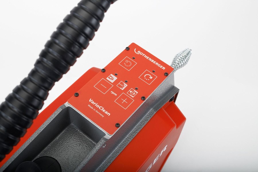 ROTHENBERGER R600 VARIOCLEAN čistička potrubia 250W, s akumulátorom CAS 18V/8Ah a nabíjačkou