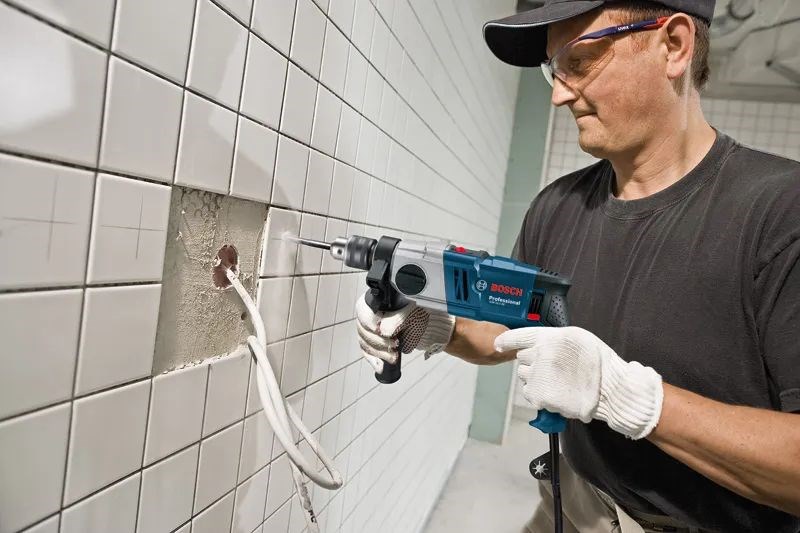 BOSCH GSB 18-2 RE PROFESSIONAL príklepová vŕtačka 800 W, dvojrýchlostná