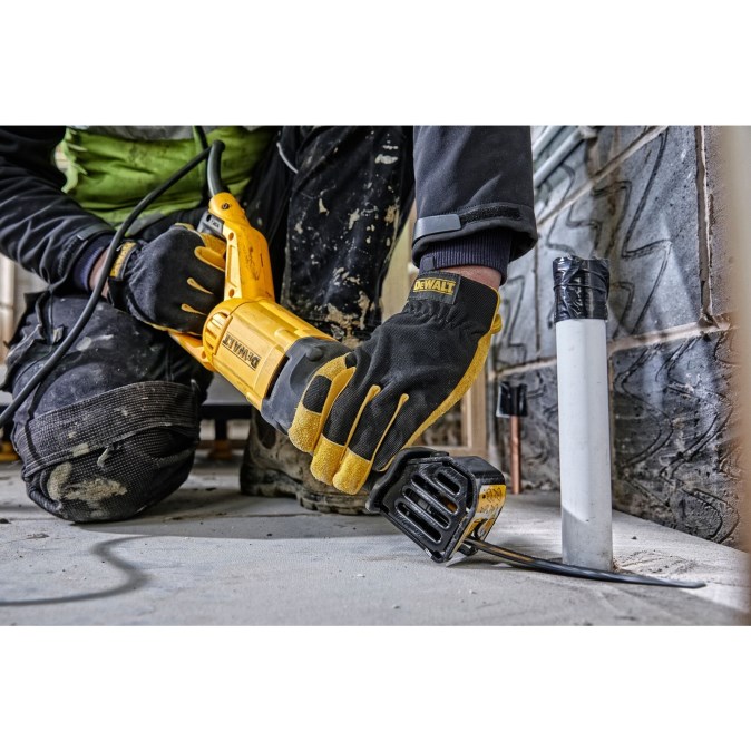 DEWALT DWE305PK šabľová píla 280 mm, 1100 W, kufor