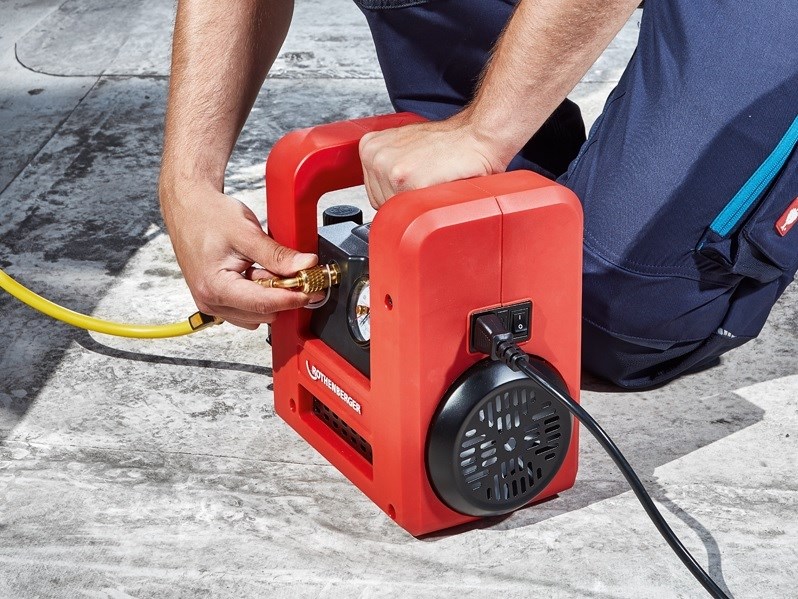 ROTHENBERGER ROAIRVAC R32 9.0 vákuové čerpadlo 255 l/min, 230 V, 2 stupňové