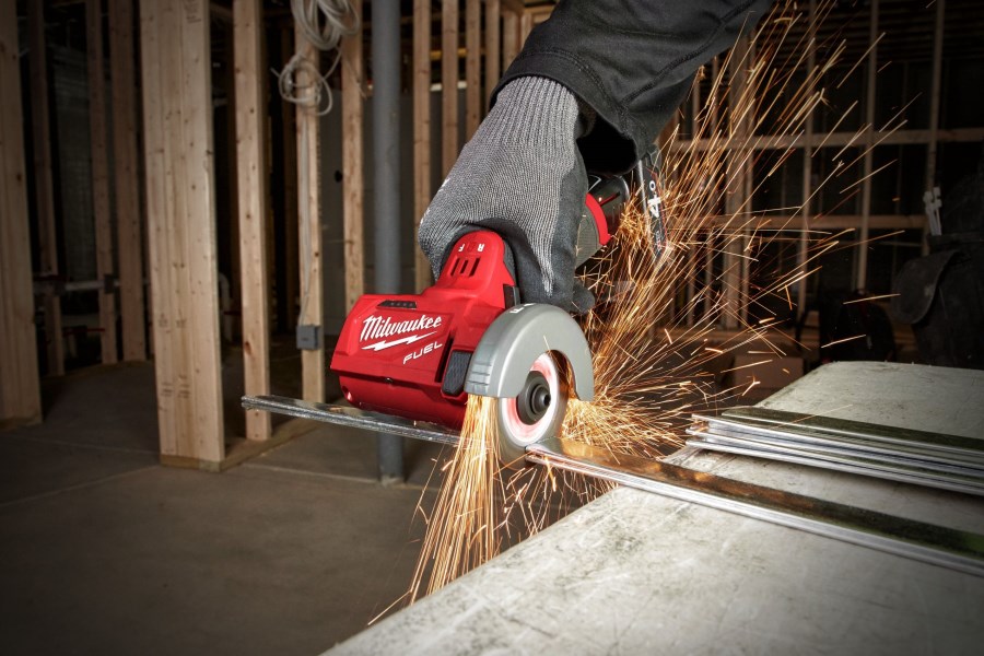MILWAUKEE M12 FCOT-0 FUEL aku kotúčová píla 76 mm, 12 V, bez akumulátora, bez nabíjačky, príslušenstvo