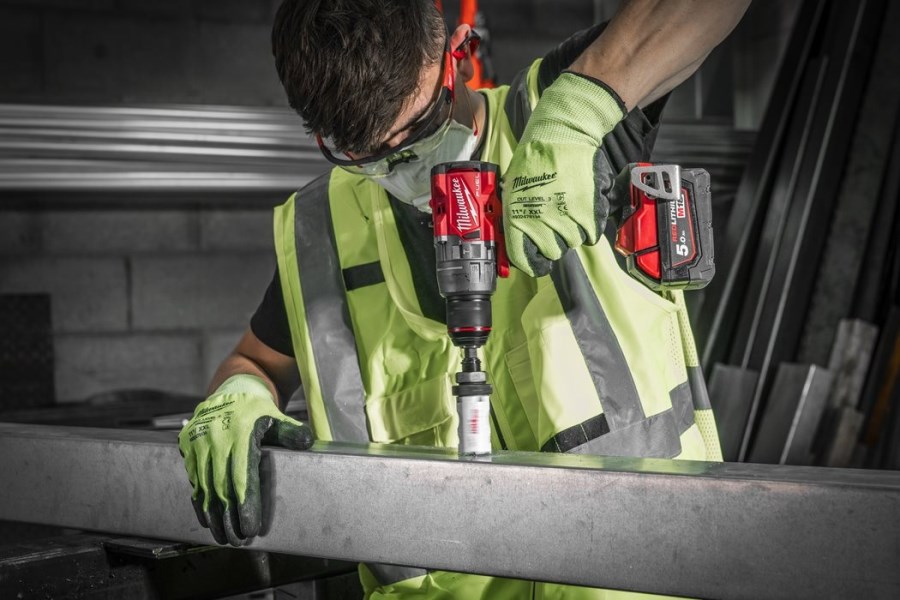 MILWAUKEE M18 FPD3-502X aku príklepová vŕtačka 18 V, 2x akumulátor 5,0 Ah, nabíjačka, kufor