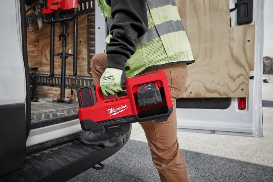 MILWAUKEE M18 BI-0 aku kompresor 40 l/min, 10,3 bar, bez akumulátora, bez nabíjačky