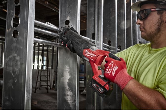 MILWAUKEE M18 ONEFSZ-0 FUEL ONE-KEY SAWZALL aku šabľová píla 20-300 mm, 18 V, bez akumulátora, bez nabíjačky