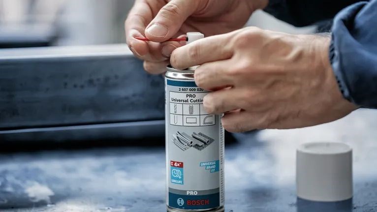 BOSCH PRE UNIVERSAL CUTTING OIL rezací olej 0,25 l