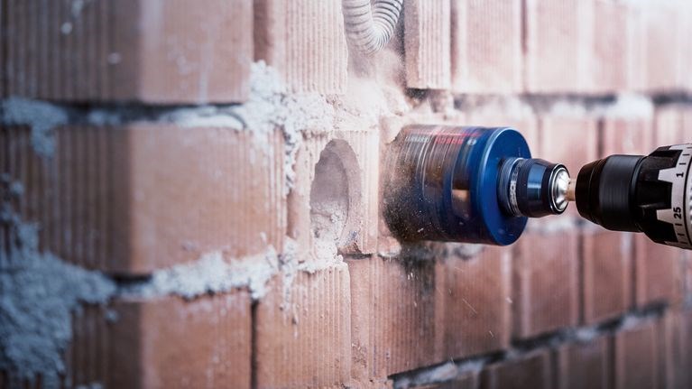 BOSCH EXPERT POWER CHANGE PLUS unášač pre dierovku 11mm + HSS-G strediaci vrták 7,15x105mm (sada 2 ks)
