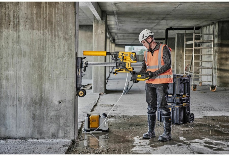 DEWALT DCAFVPS-XJ akumulátorový adaptér 554 W