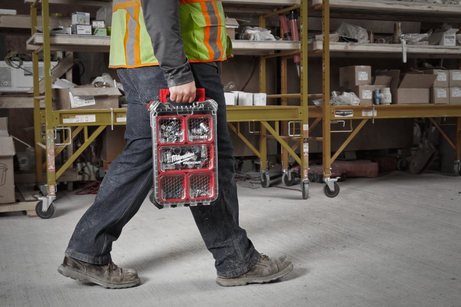 MILWAUKEE PACKOUT organizér 12x25x39 cm