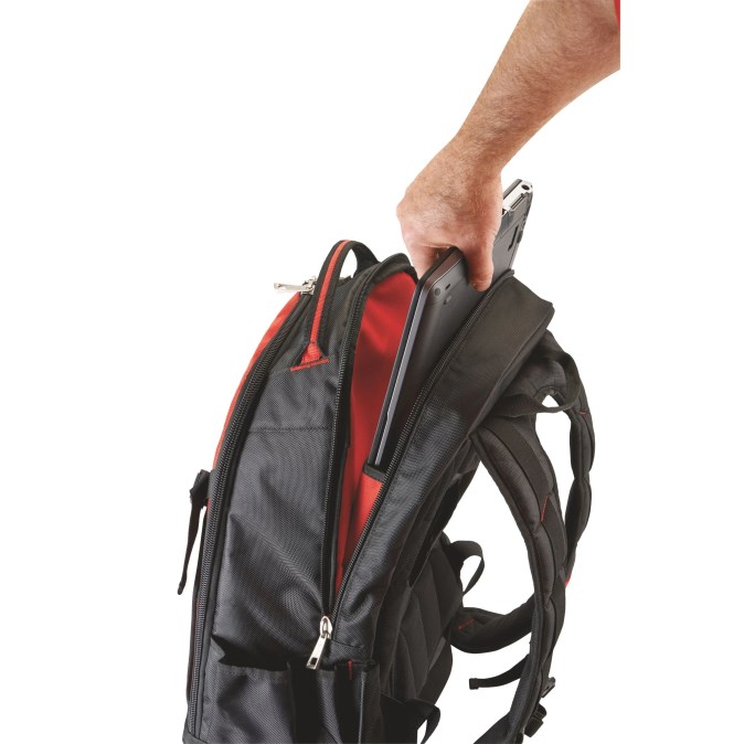 MILWAUKEE pracovný batoh na náradie 24 l, 35 vreciek